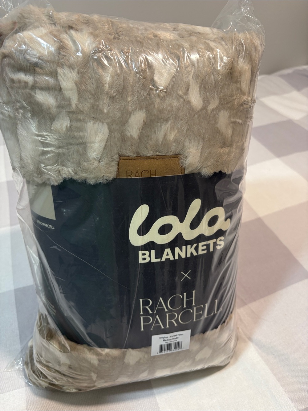 LOLA blanket medium (50x60) in forest fawn-NWT unopened in original packaging